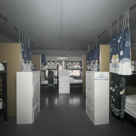 Makotel Hostel Ipoh Bagian luar foto
