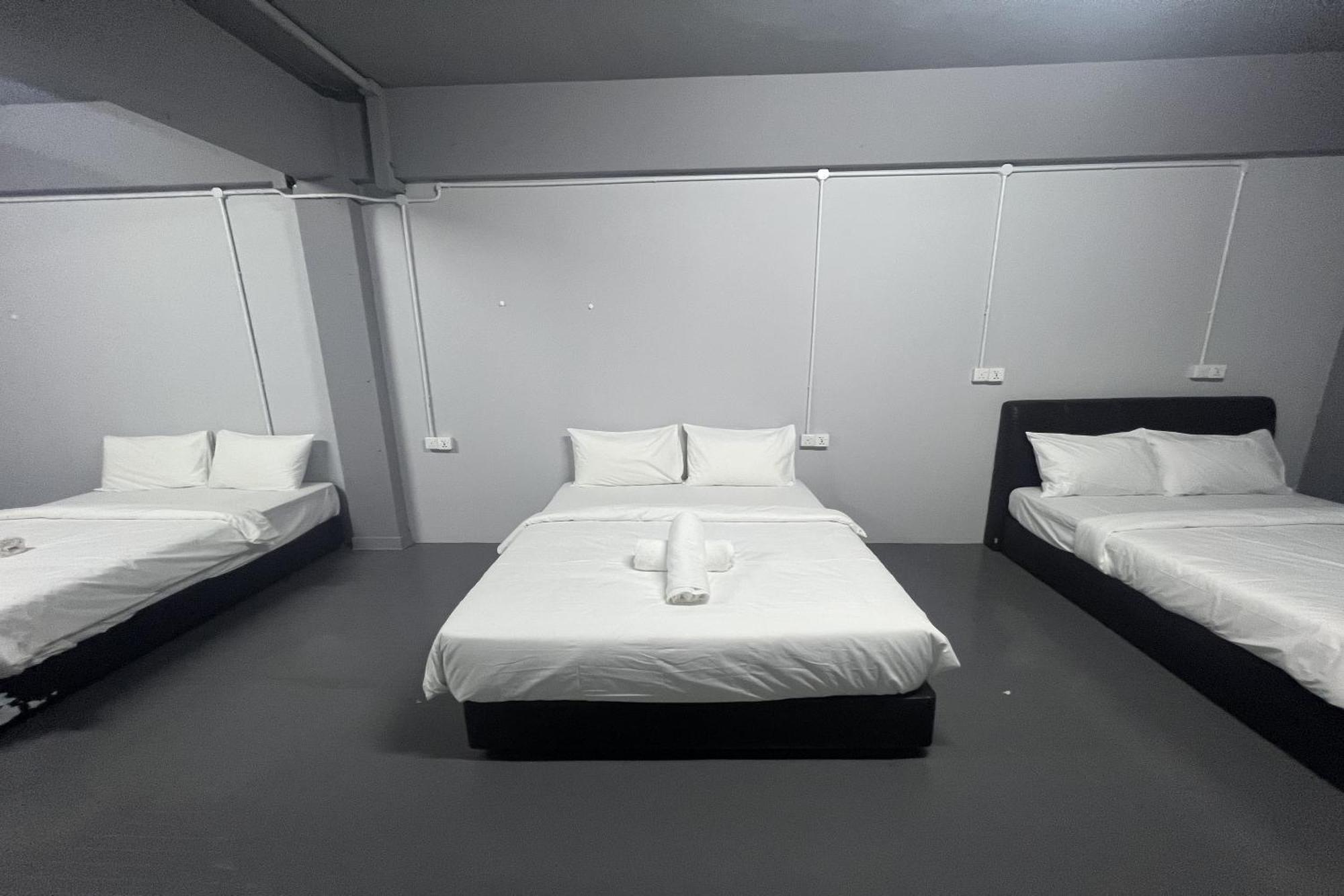 Makotel Hostel Ipoh Bagian luar foto