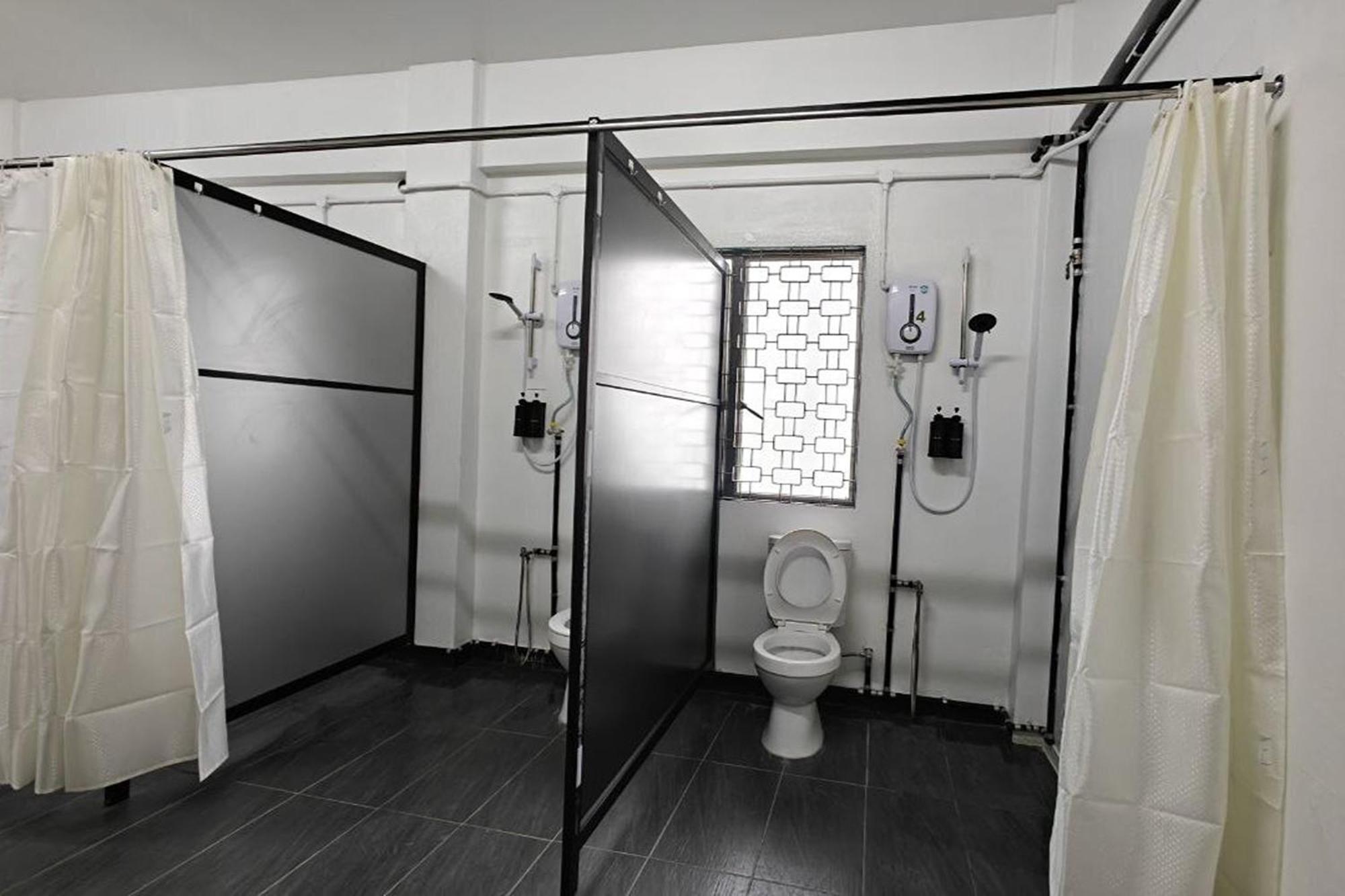 Makotel Hostel Ipoh Bagian luar foto