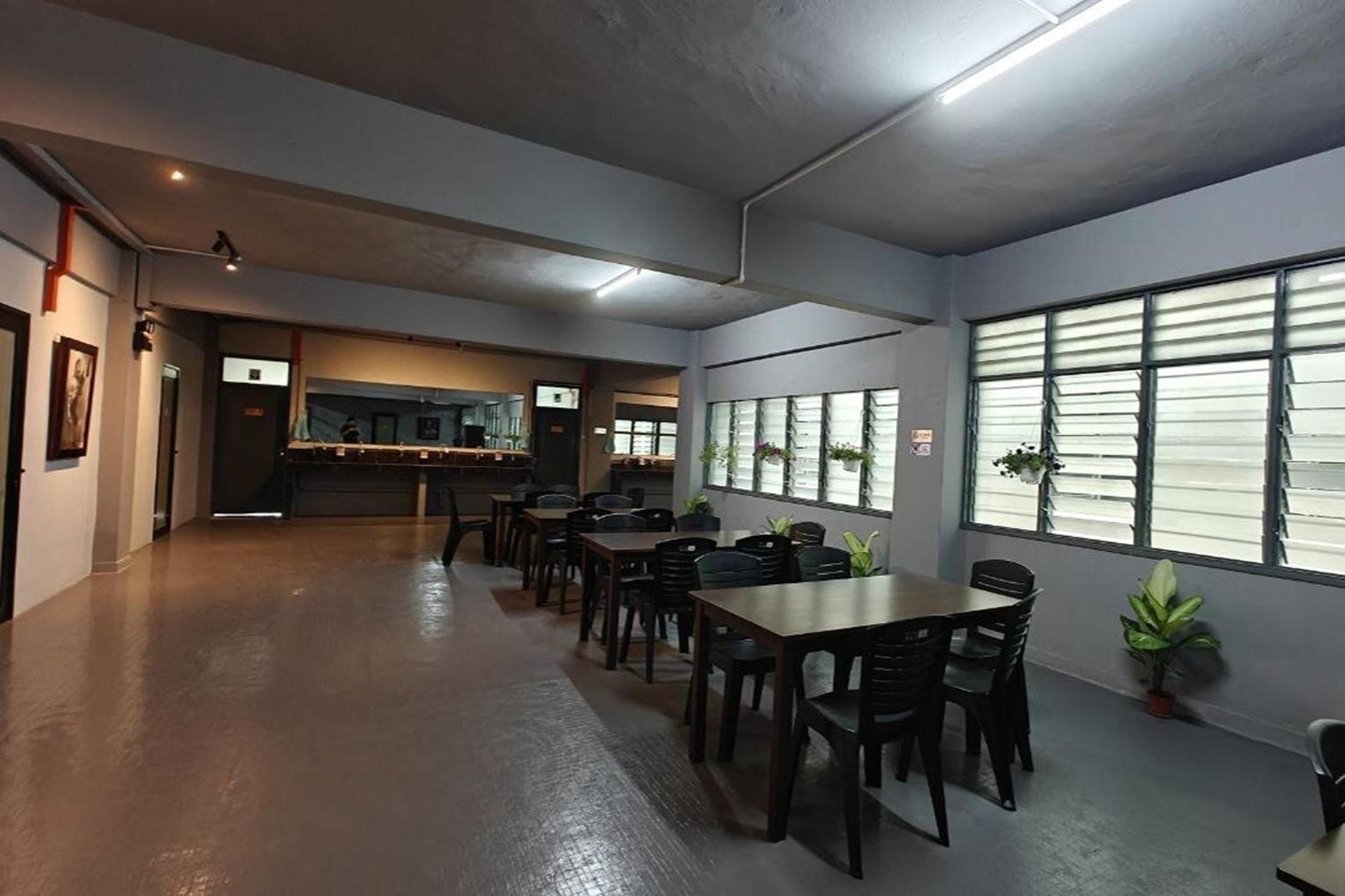 Makotel Hostel Ipoh Bagian luar foto